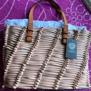 Vince Camuto ISLA TOTE Nwt